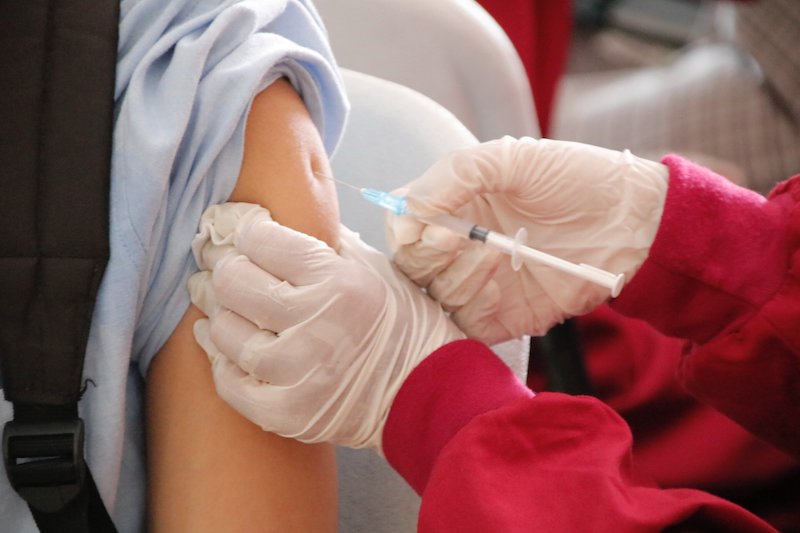 COVID 19 vaccine. Credit: Unsplash/CC0 Public Domain